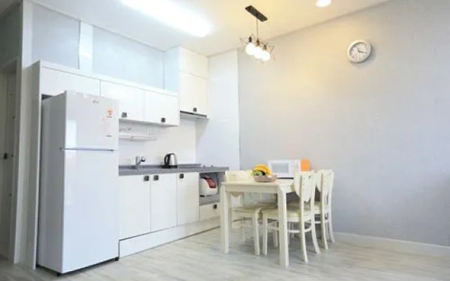 Buan Mohang Crystal Pension