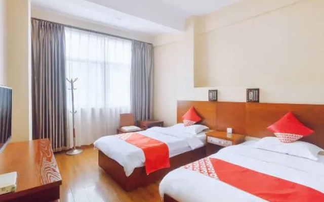 Qingshun Hotel – Guest Rooms – Baoshan