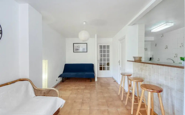 Posh Apartment Near Canyelles Petites