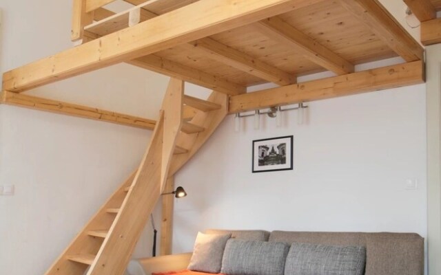 Wenceslas Apartment for 10 with AC