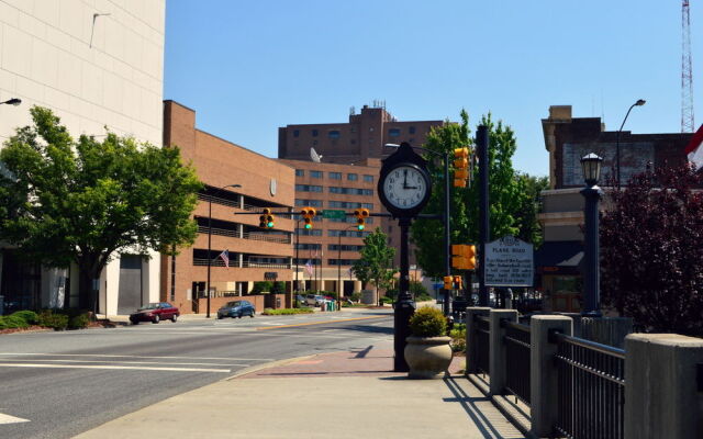 Radisson Hotel High Point