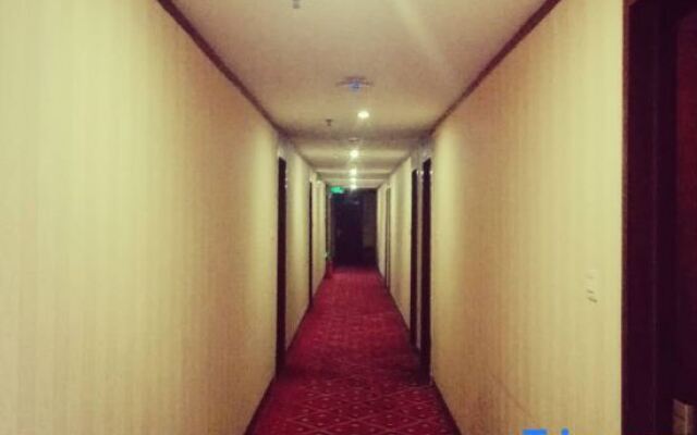 Yixing Hotel