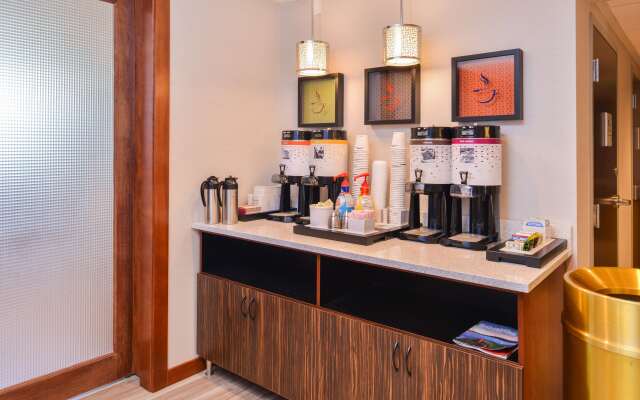 Hampton Inn Seattle-Airport