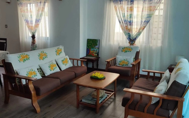 Beautiful House With Private Pool in Mauritius