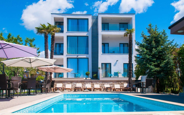 Beach Hotel Bozikovina