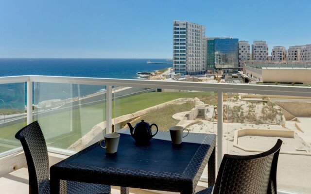 Marvellous Seafront Apartment in the Best Location