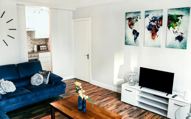 Harbour Square House