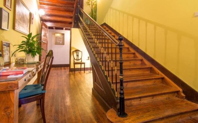 Chalet Relogio Guesthouse