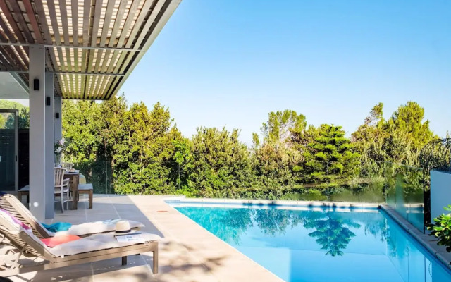 Sea View Sanctuary at Shakawe Villa