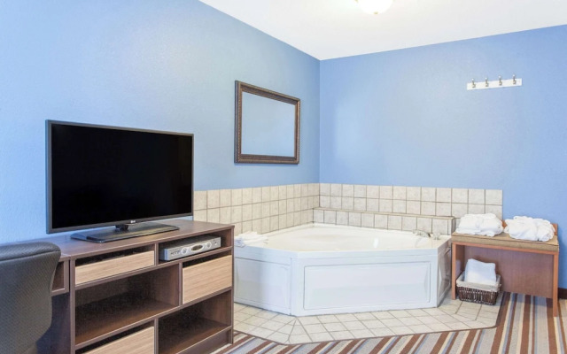 Super 8 Fort Frances