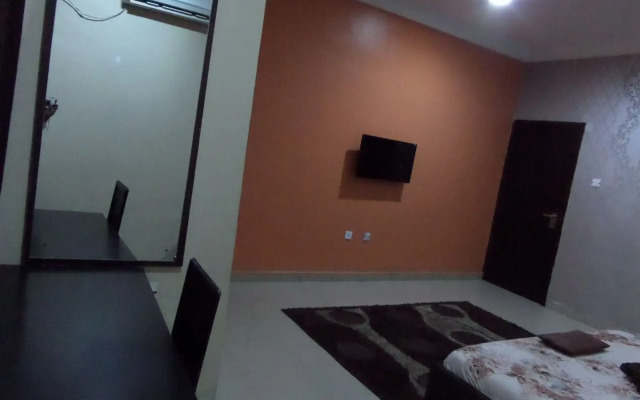 Alheri Suites