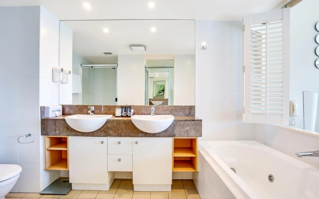 Mantra Broadbeach on the Park