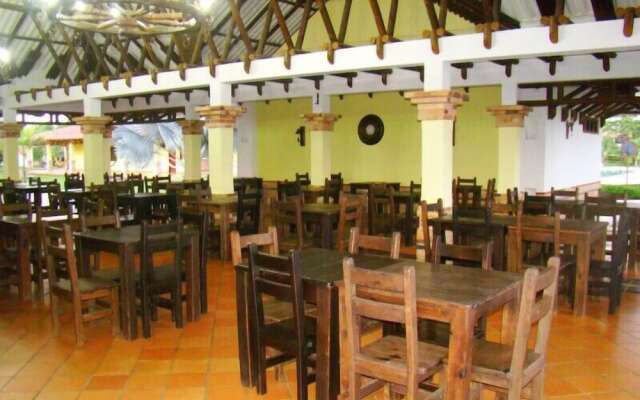 Hotel Campestre Los Chiguiros