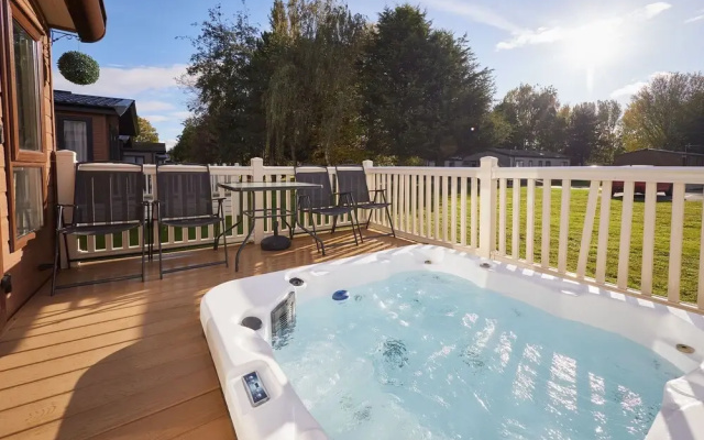 Host Stay Brooksbank Lodge