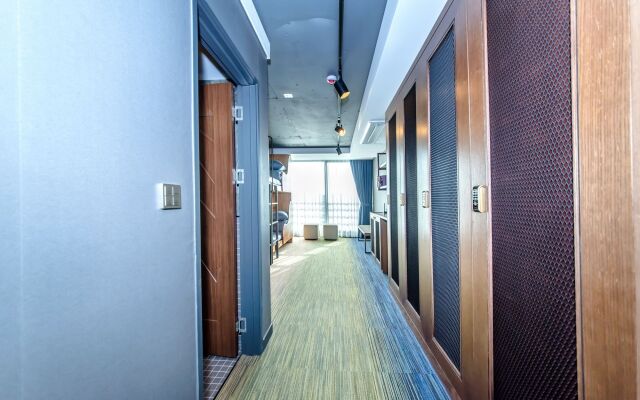 Jeju Marevo Beach Hotel