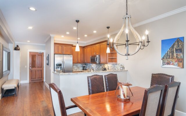 River Club 107 2 Bedroom Condo by Alpine Lodging Telluride