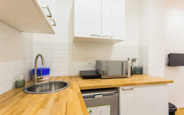 Cosy Apartment in Pigalle for 2 People