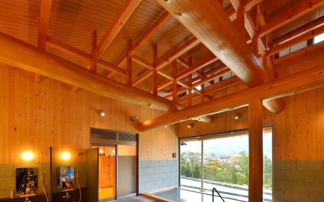 Hakuba Highland Hotel