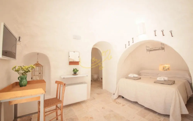 TD Marl Luxury Trulli Experience w Stunning Pool