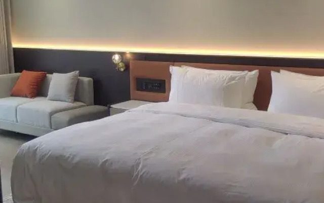 Mianning Yuebo Hotel