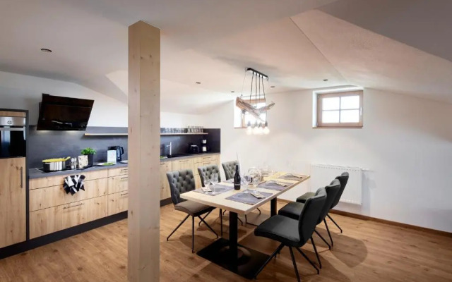 Maximilian Appartements