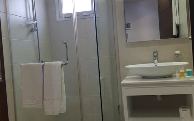 Britannia Suites