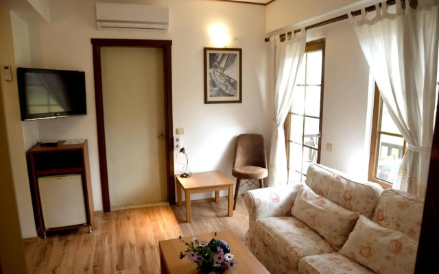 Efe Hotel Göcek