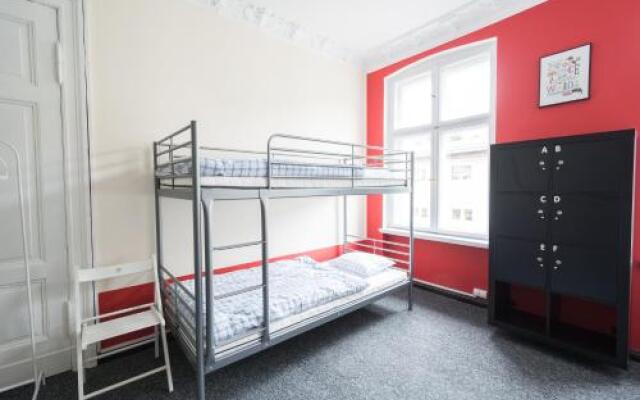Hostel Awangarda