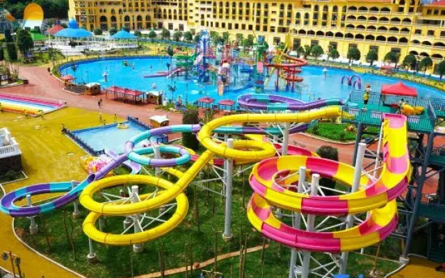 Libo Ice Snow Water World Theme Hotel