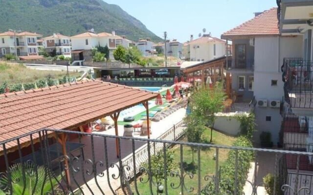 Green Valley Apartments