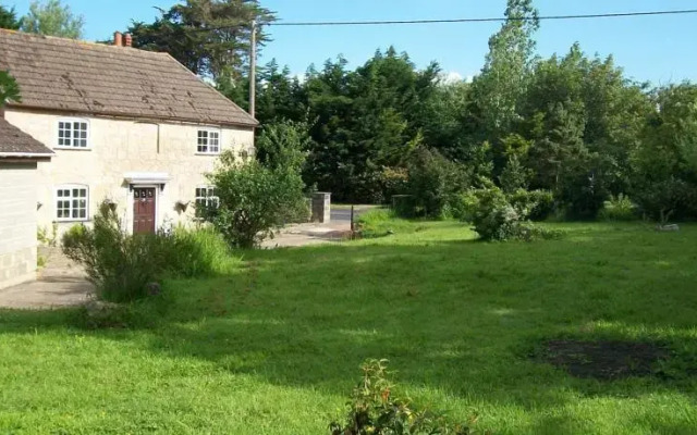 B&B Brookside Cottage