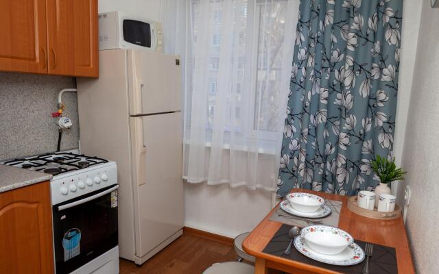 Apartments on Pervomaiskaya 10
