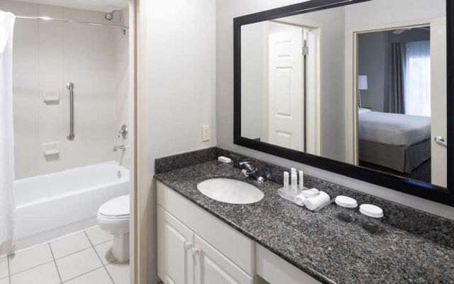 Homewood Suites Miami Airport/Blue Lagoon