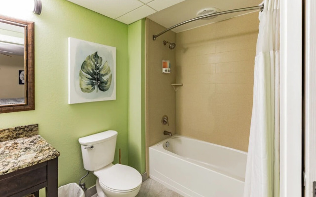 Harbourside Marker 33