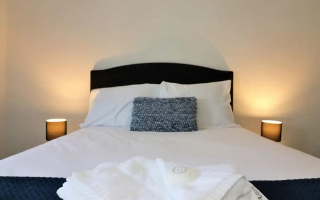 No 9 Bonnet Apartments - 3 Bed