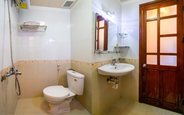 Song Xanh Hotel