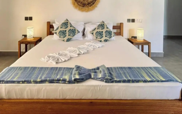 Shirleyresidence kiwengwa