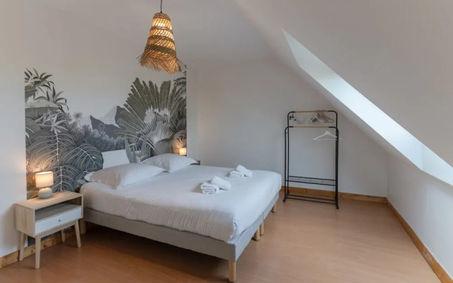 Charming House 300m From the sea