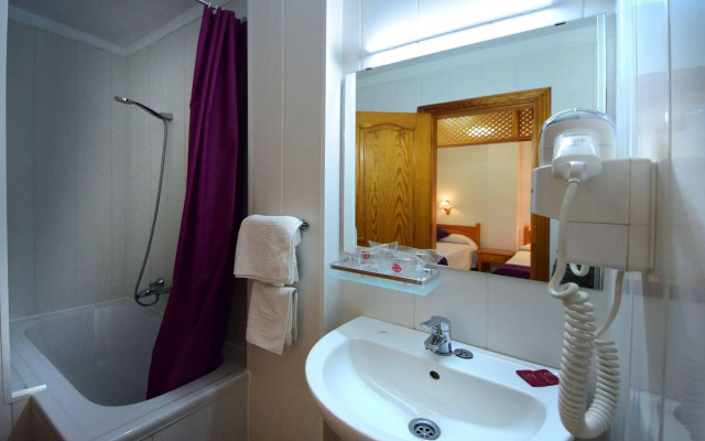 Skyview Hotel