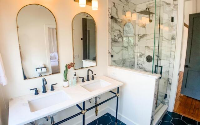 Guesthouse Charleston EAST 46 G and H