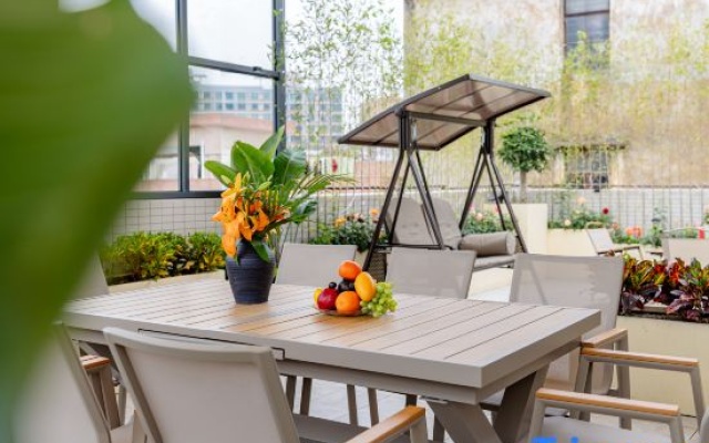 Floral Hotel·Shiguang'an Love · Hotel  (Qinghuiyuan Branch, Daliang Zhonglou Subway Station) – Outside – Foshan