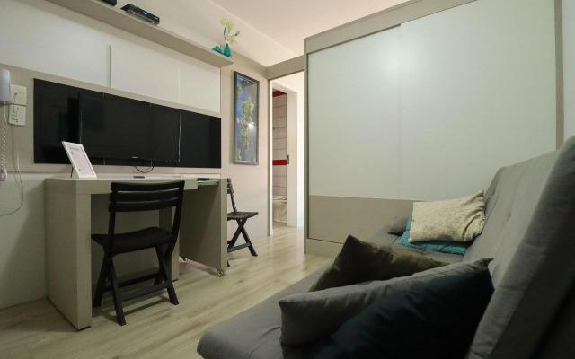 Lindo apartamento frente piscina com wi-fi - HB19F