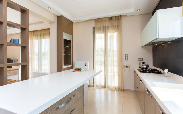 Deluxe Villa Ianthos - Outdoor Hot Tub & Kids Pool
