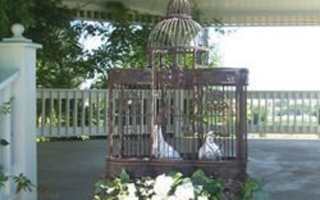 Wild Rose Manor Bed and Breakfast