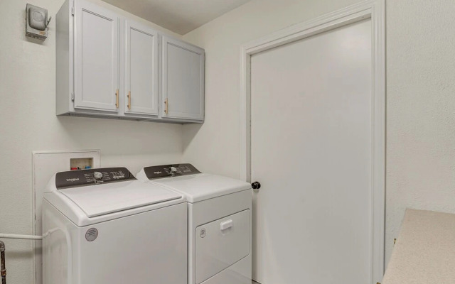 Convenient Family-friendly Location: Texarkana Gem