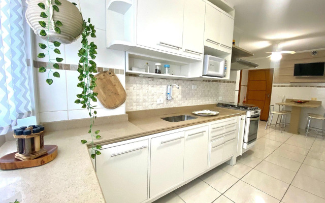 B082- Luxo à Beira-Mar | 3 Suítes c/ Vista | Wi-Fi