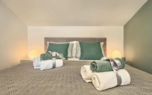 Apartment Domenico - 50 m From the sea