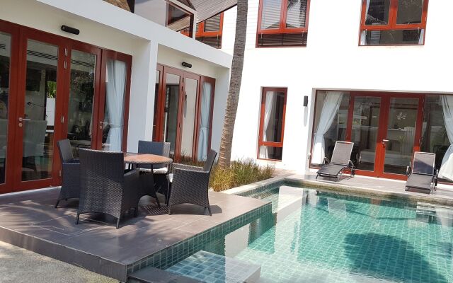Pranaluxe Pool Villa Holiday Home
