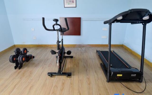 Zhenyangxia Scenic Area Theme Inn