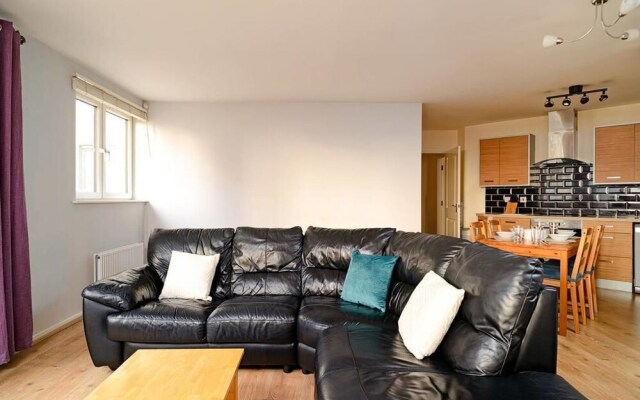 Wonderful Apartment nr Central Edinburgh